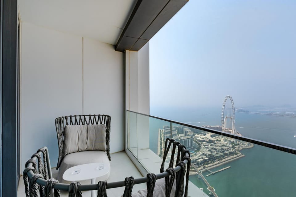 Address JBR Ain Dubai View, Jumeirah Beach Residence, Dubai Marina - Mint Stay Apartment in Dubai