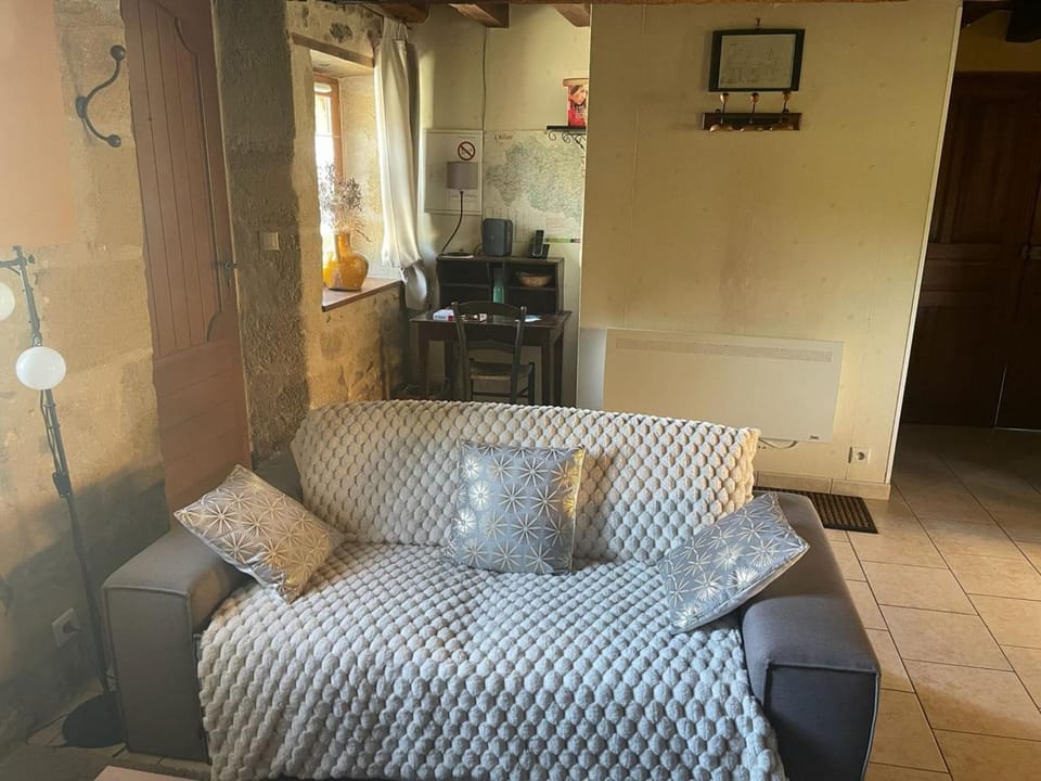 Gîte authentique, animaux admis - 4 pers. - FR-1-489-638 House in Auvergne-Rhône-Alpes