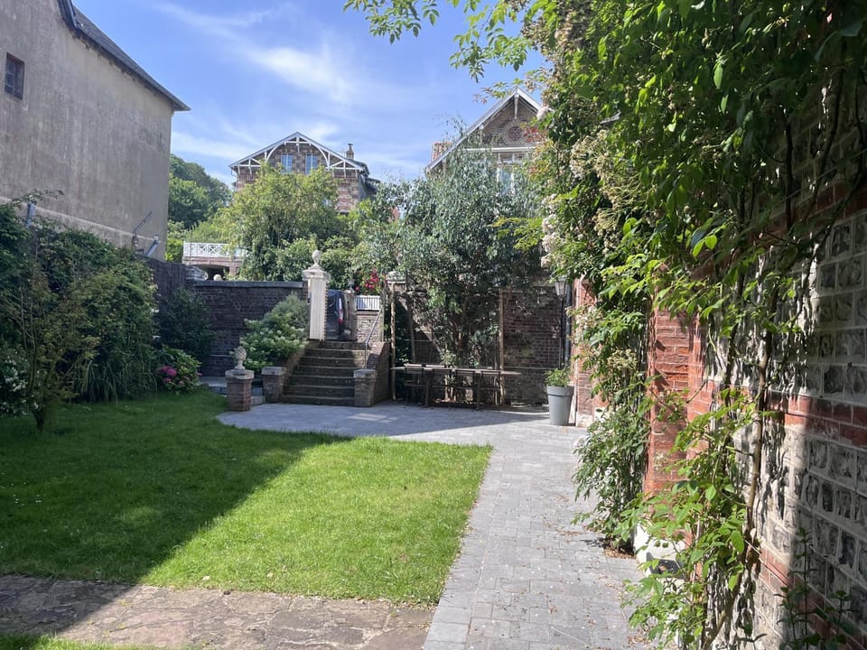 Villa Leonie House in Normandy
