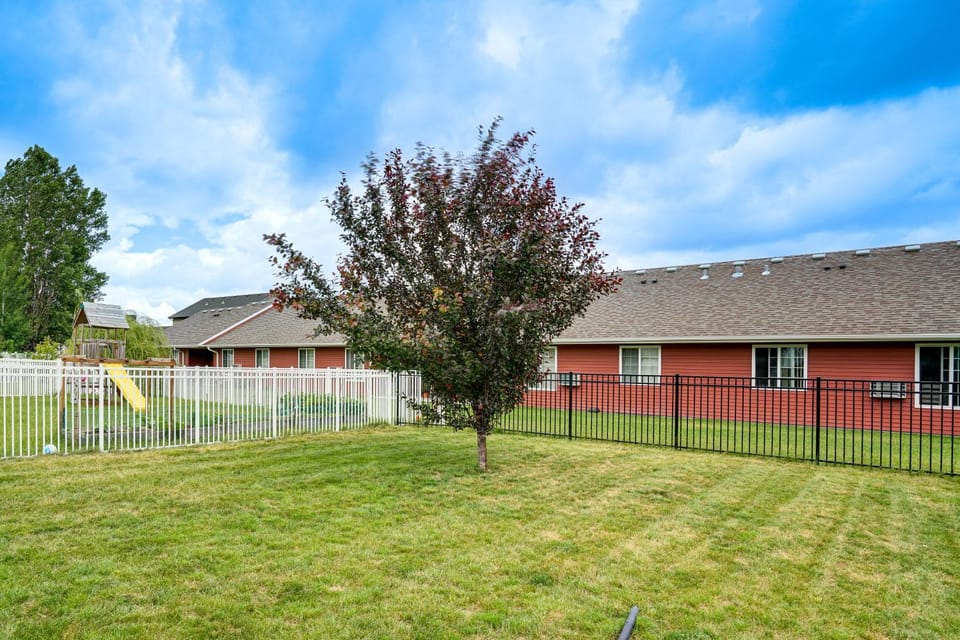 Walking Distance to Scheels Arena - West Fargo House in West Fargo
