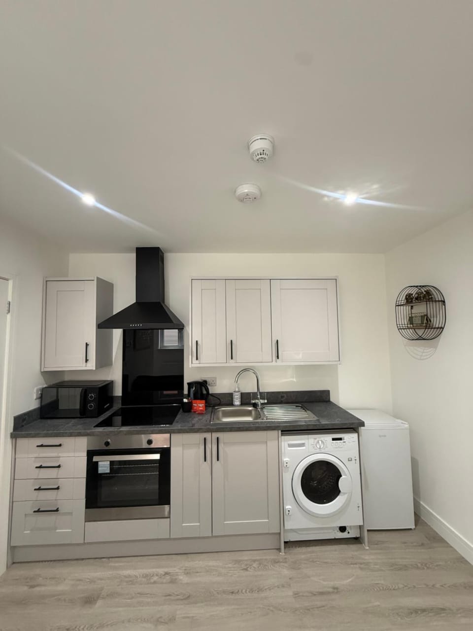 Cool Side Of The Pillow Apartment in Swindon
