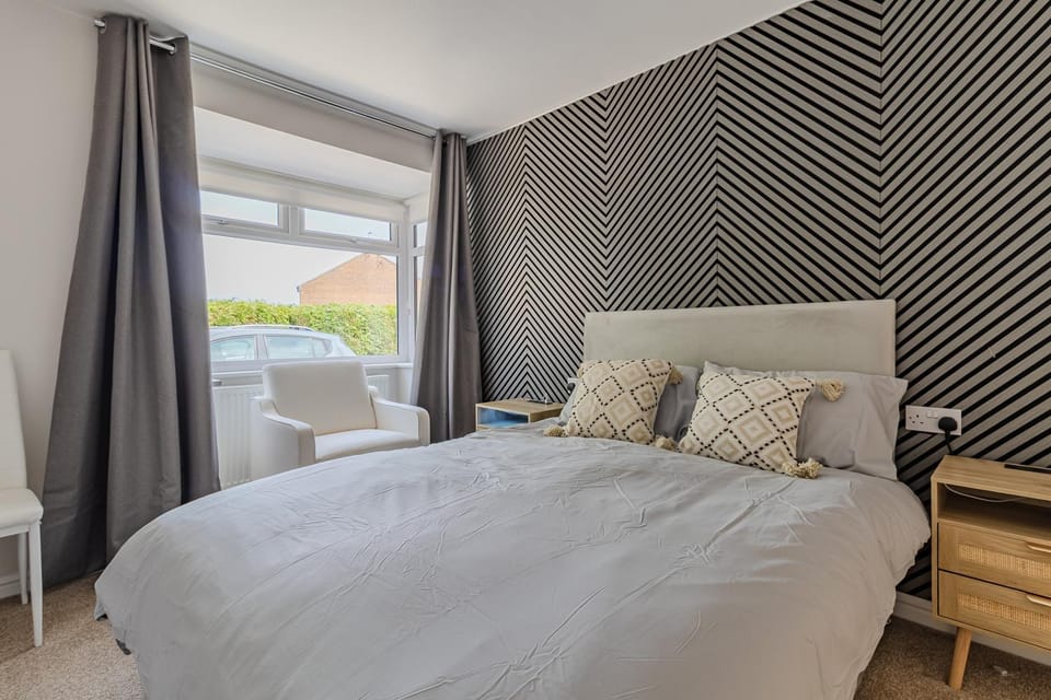 Renovated 3-Bed Lodge Garden & ev Loughborough House in Charnwood