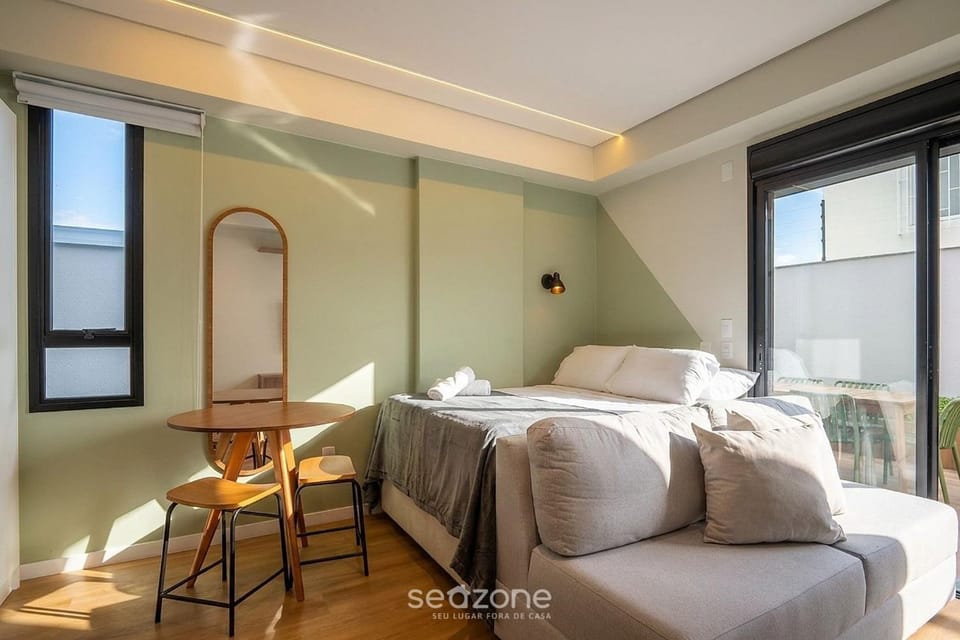 Hot Tub, Bedroom
