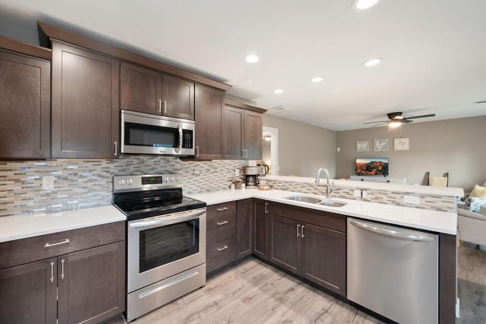 City Park Retreat Near Golf, Parks and Old Town House in Fort Collins