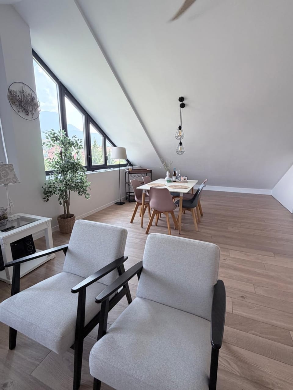 Ático Mirador Apartment in Jaca