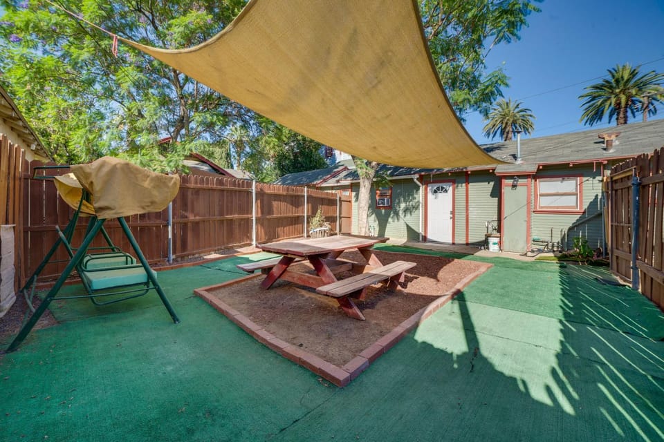 1/2 Mi to Dtwn! Nurse-Ready Rental in Riverside House in Riverside