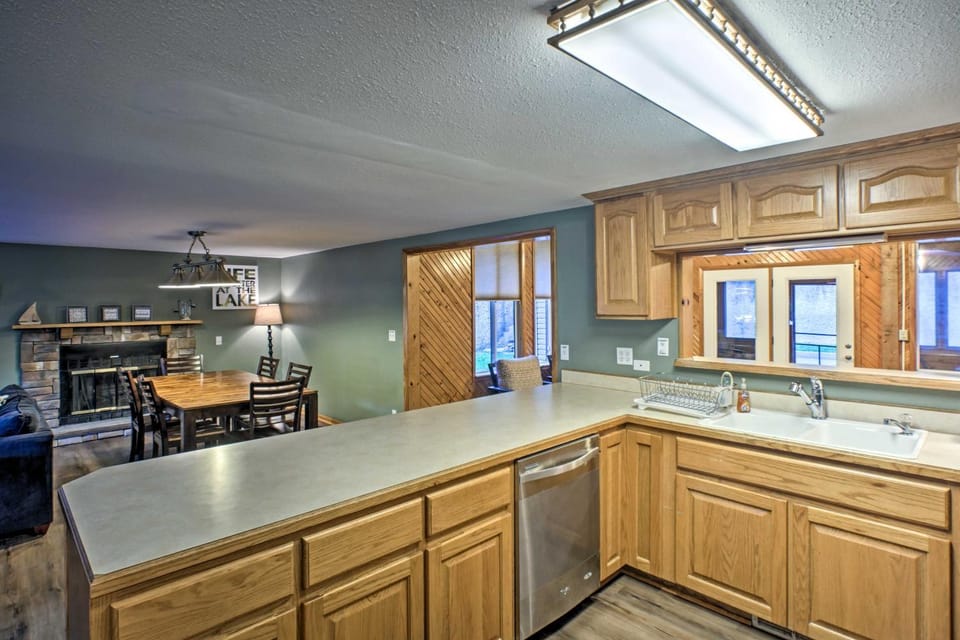 Dock, Games, Family Fun! Sunrise Beach Getaway House in Lake of the Ozarks