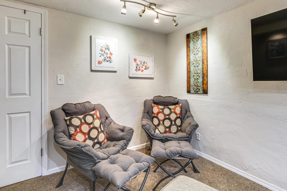 Work, Play & Explore w/ Ease! Dtwn Meridian Apt Apartment in Meridian