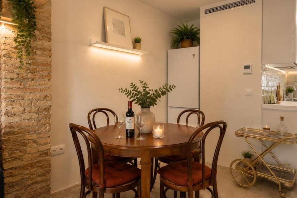Marina Zen Suite N1 with terrace by Virkin Suites Apartment in Valencia