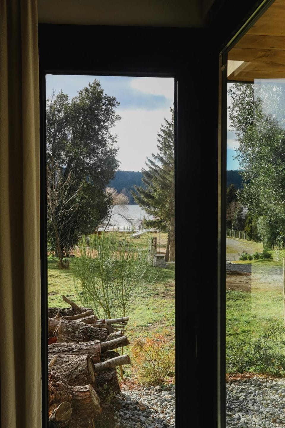 Monoambiente a estrenar con acceso directo a playa del Lago Nahuel Huapi Apartment in San Carlos Bariloche