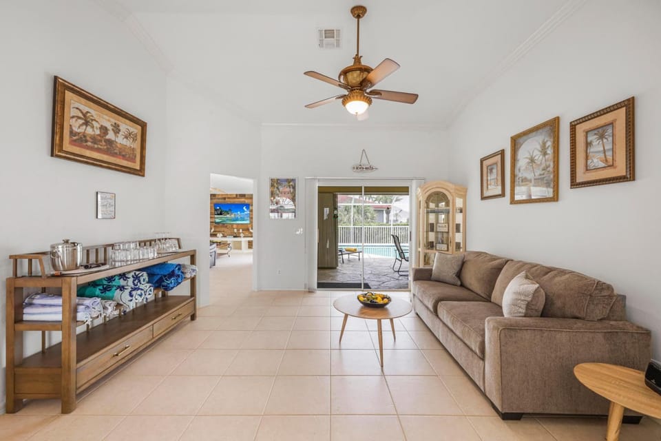 231 Beachcomber Street House in Marco Island