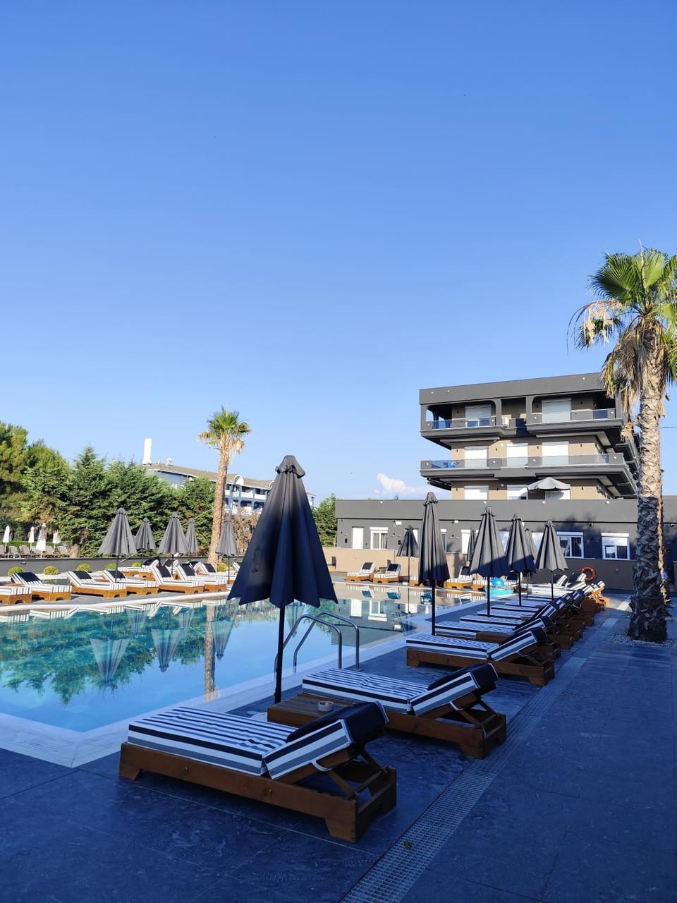 Pool view, Swimming pool