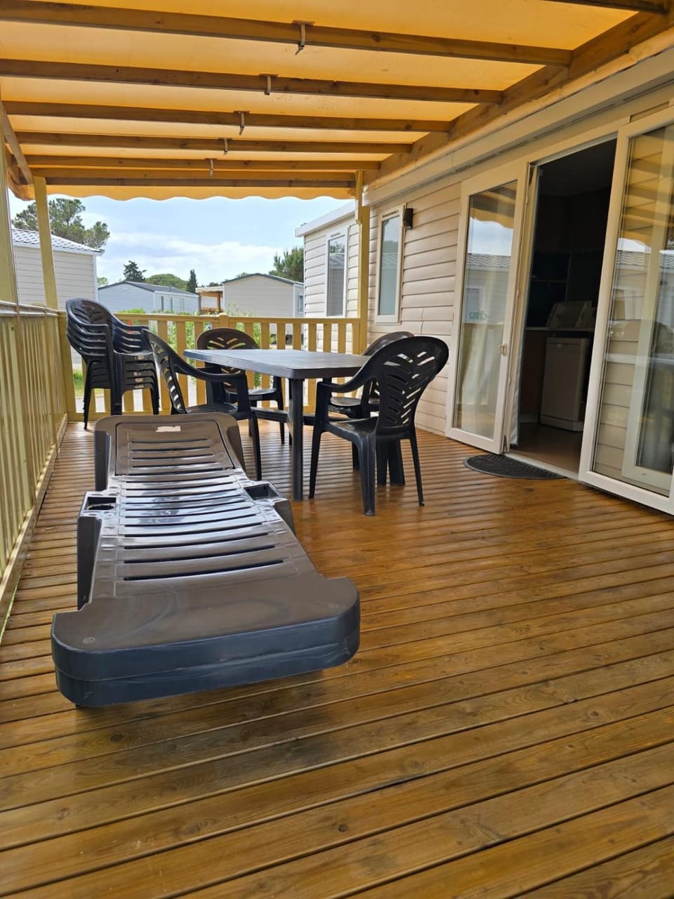 Mobilhome 8 personnes 3 chambres House in Canet-en-Roussillon