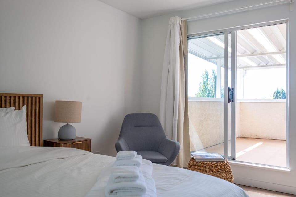 Charming 5BR House near Skytrain&Airport&Park&Shop House in Vancouver