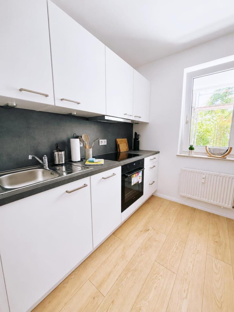 dishwasher, oven, kitchen