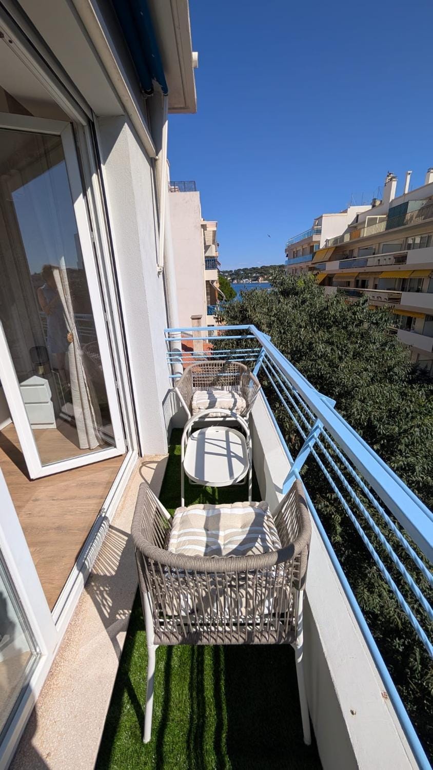 Balcony/Terrace, Balcony/Terrace