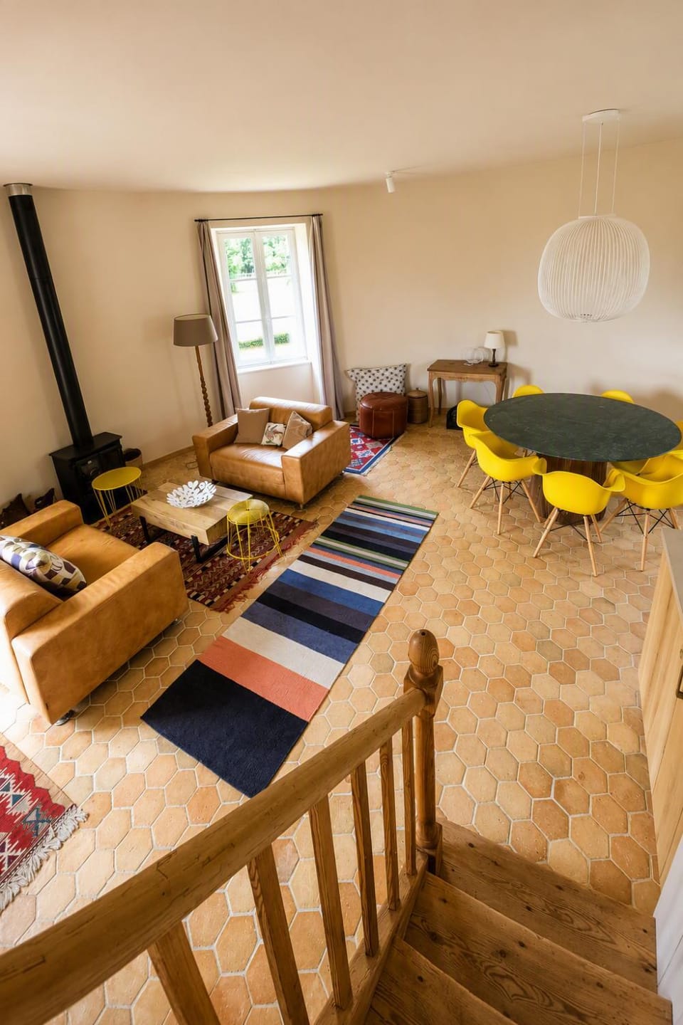 Living room, fireplace