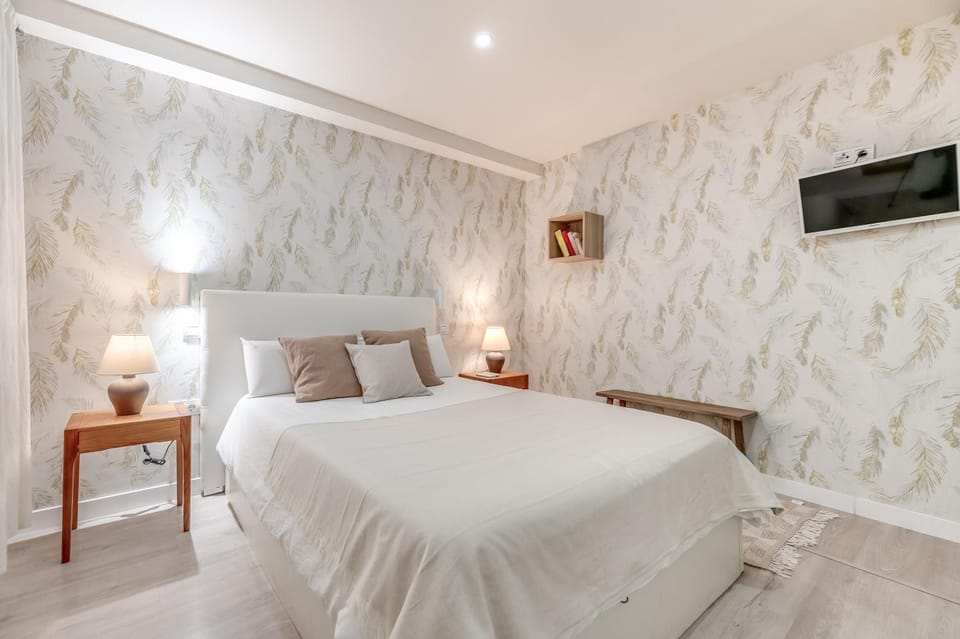 Victoria 16 Premium by Nagoa Homes Apartment in Malaga