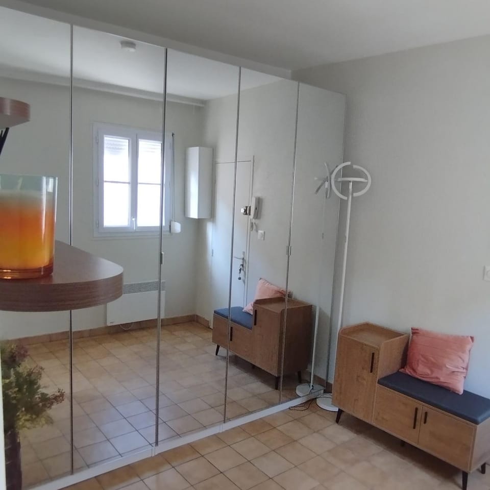 Design Chaleureux, appartement 2 Apartment in Fontainebleau