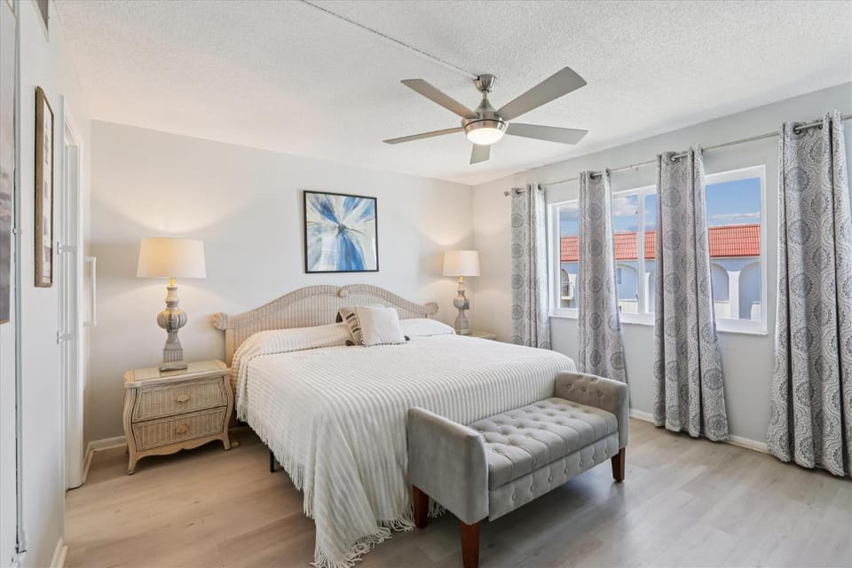 New Summer Deal: Free Fun and Beach Gear Credit House in Saint Augustine Beach