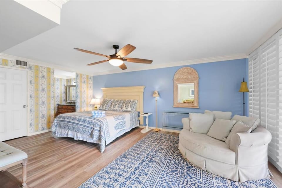 New Summer Deal: Free Fun and Beach Gear Credit House in Butler Beach