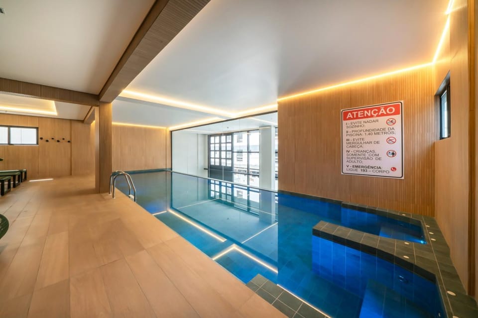 Studio Four Seasons - 250m da praia Apartment in Bombinhas