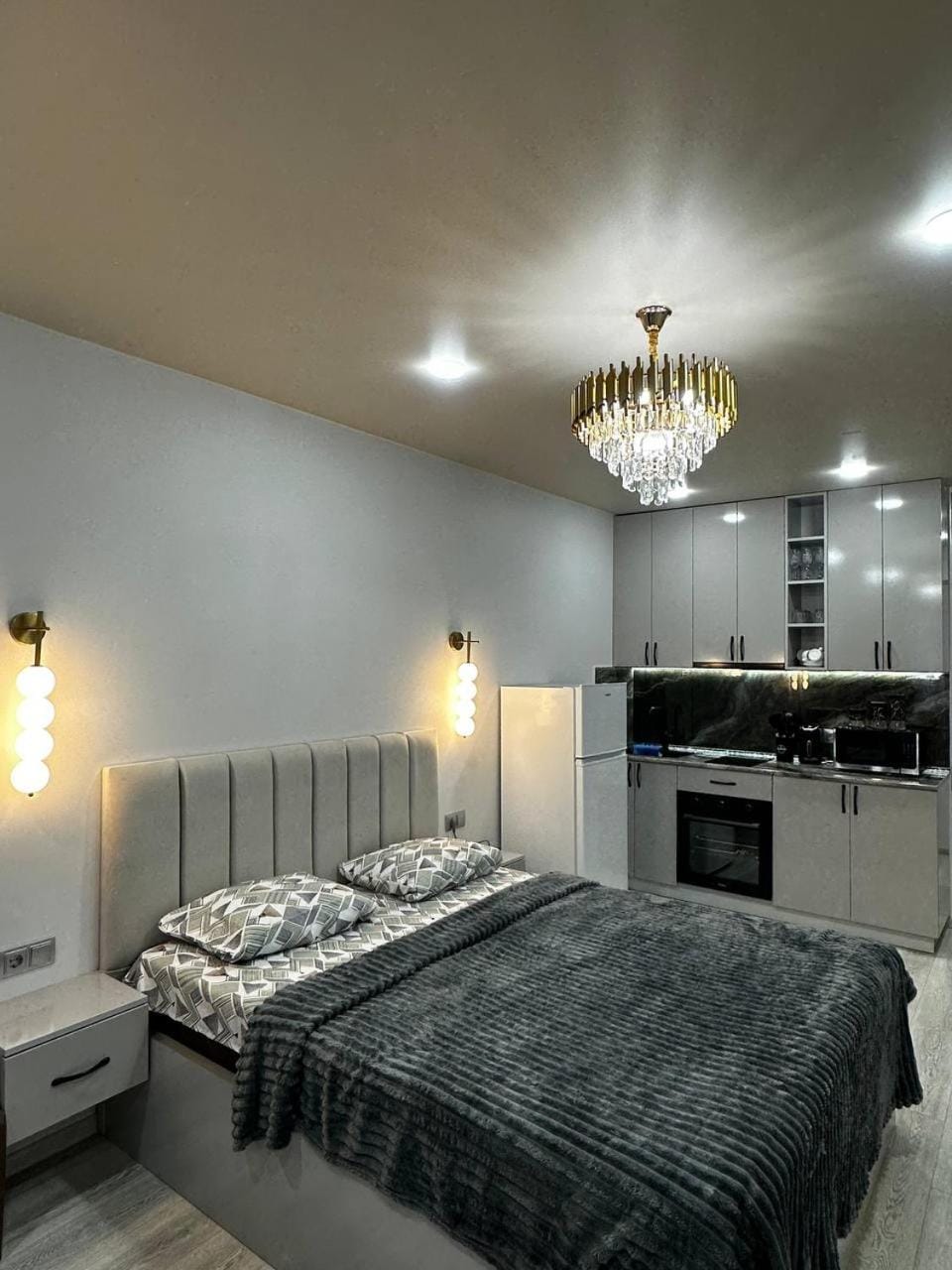 Bed, Photo of the whole room, Bedroom