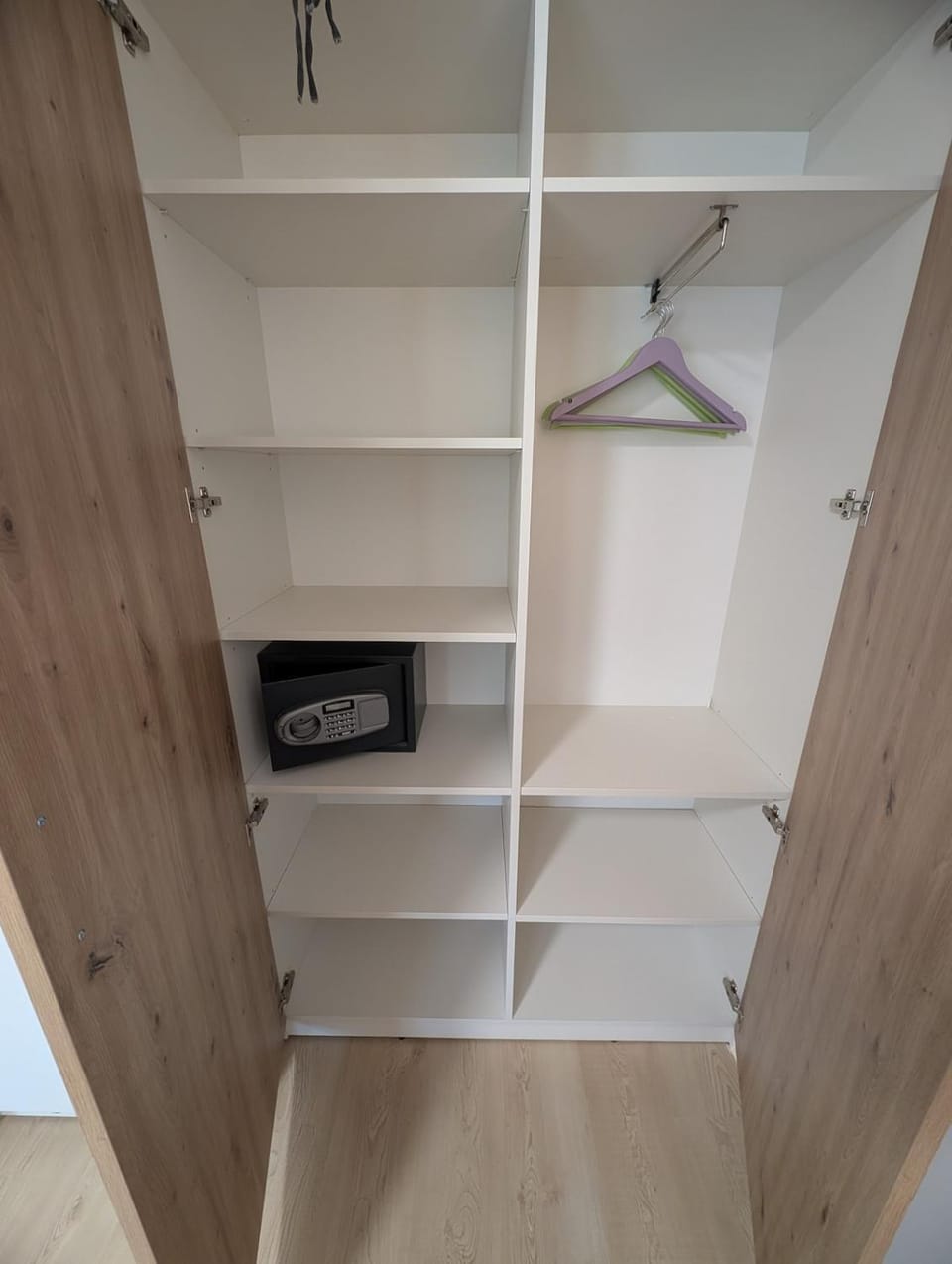 safe, wardrobe