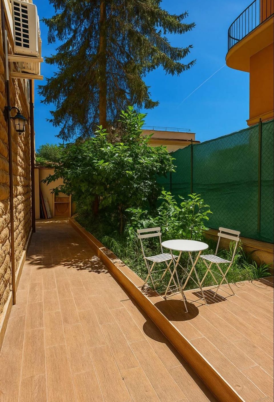 Garden, Balcony/Terrace