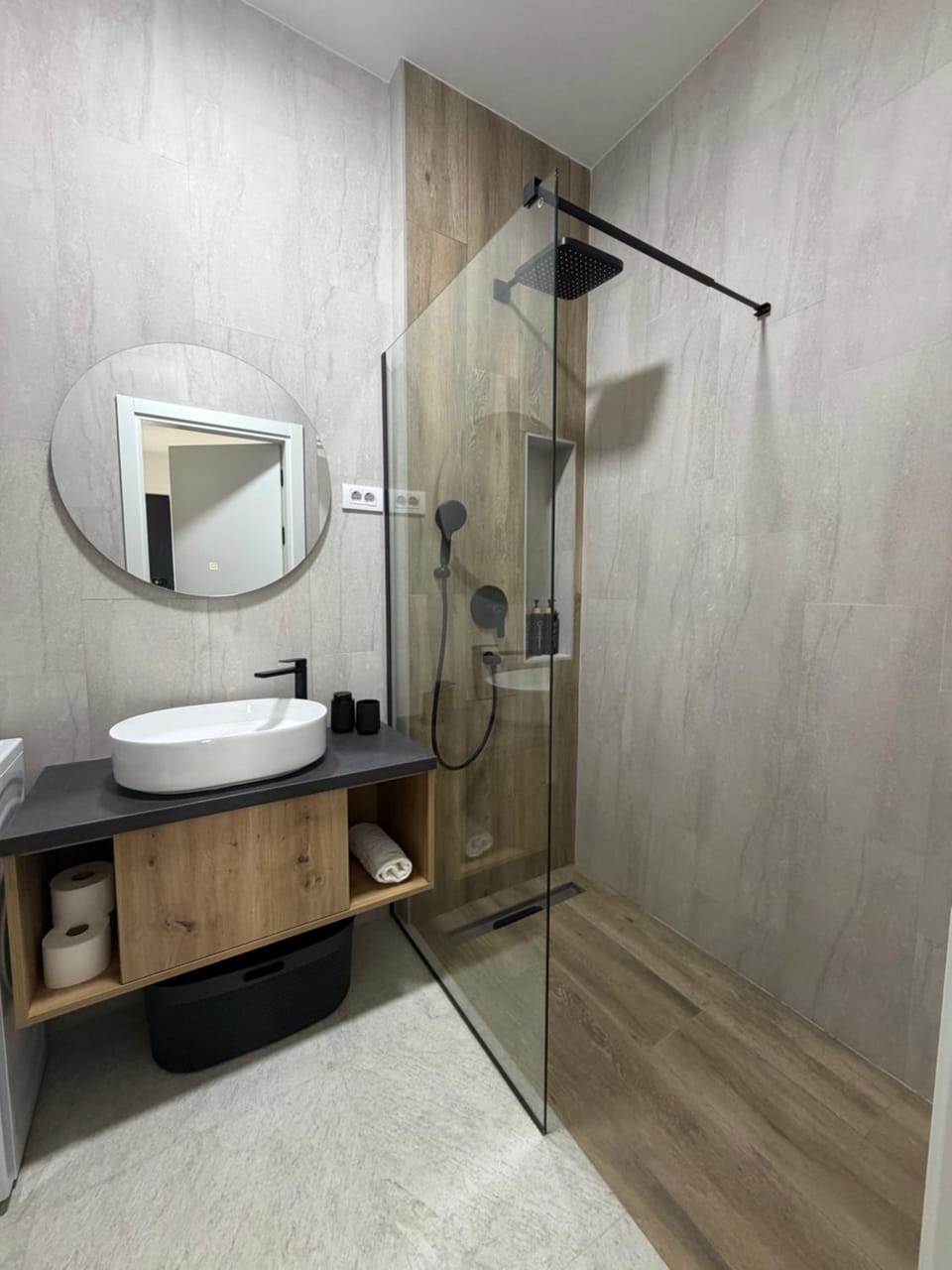 Shower, Bathroom