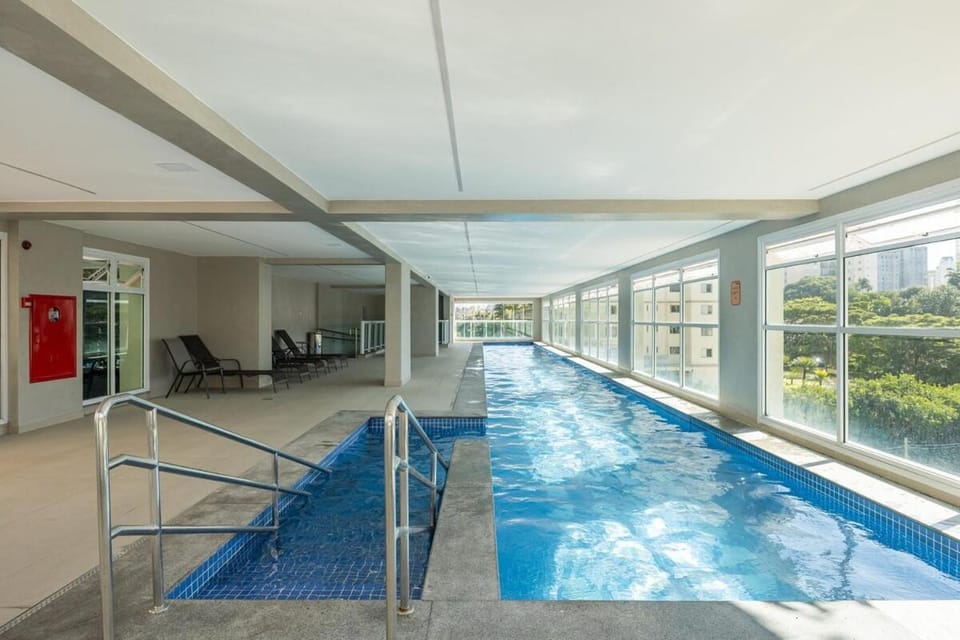 Campo Belo - Apto Decorado - Vista ampla para a cidade - Piscina Externa e Piscina Interna Aquecida - Academia completa - Mini mercado Apartment in Sao Paulo City