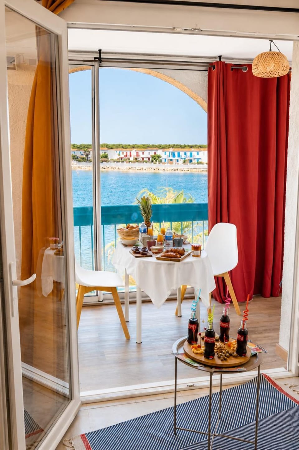 Balcony/Terrace, Balcony/Terrace, Seating area, Lake view, Lake view