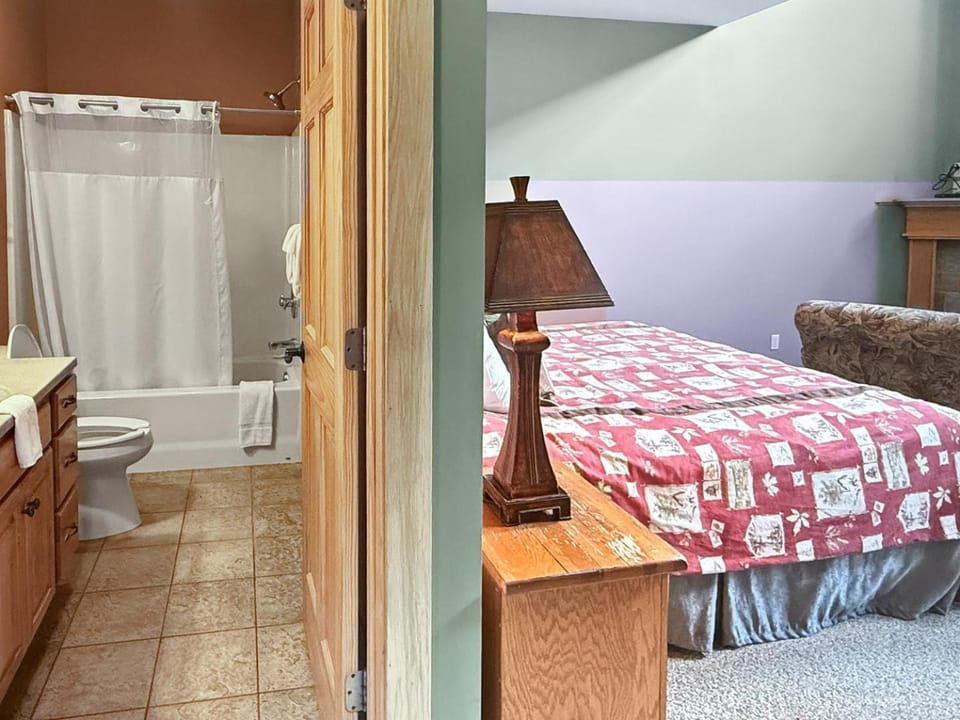 Fireplace Suite 15 at the Nantahala Village Villa in Fontana Lake