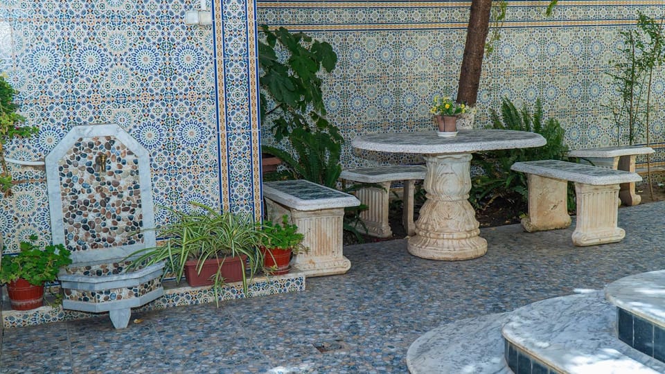 Villa 12 Guests Algiers Garden Beach 10 min Villa in Algeria