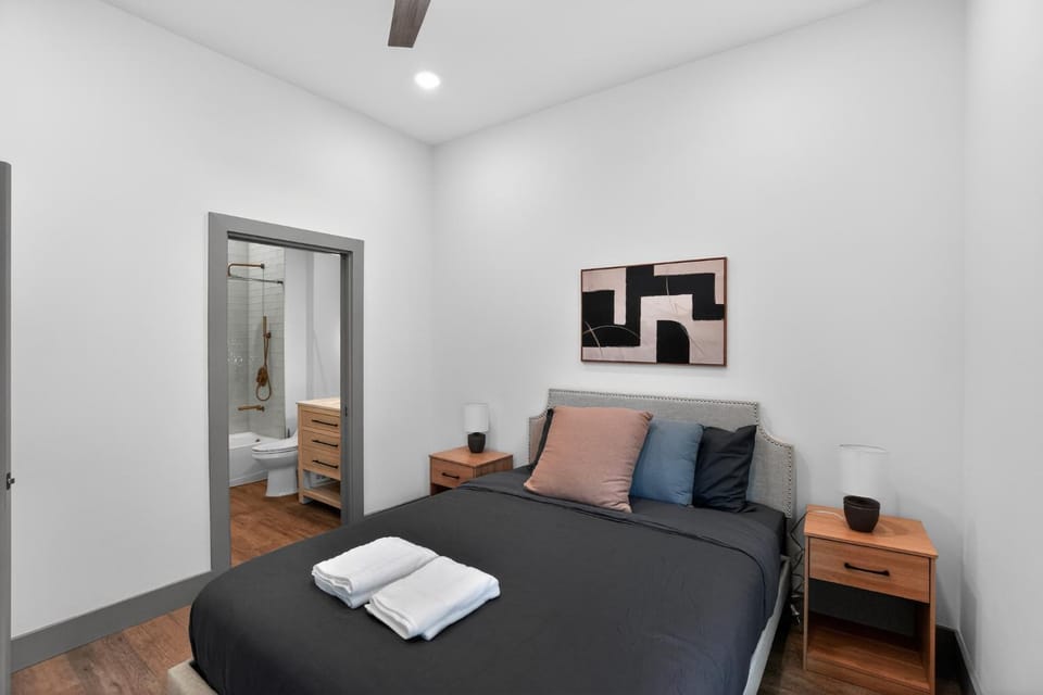 Stylish 2-bedroom designed for comfort Apartment in Austin