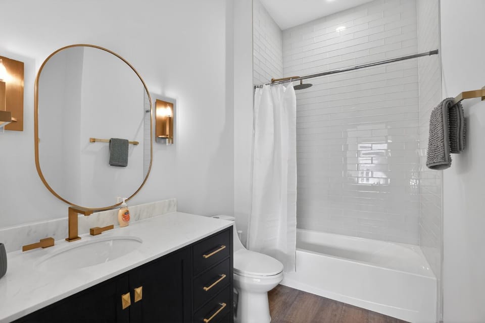 Stylish 2-bedroom designed for comfort Apartment in Austin