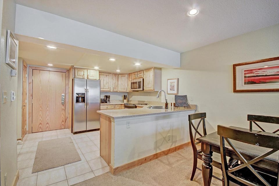 CM244 Copper Mtn Inn Apartment in Summit County