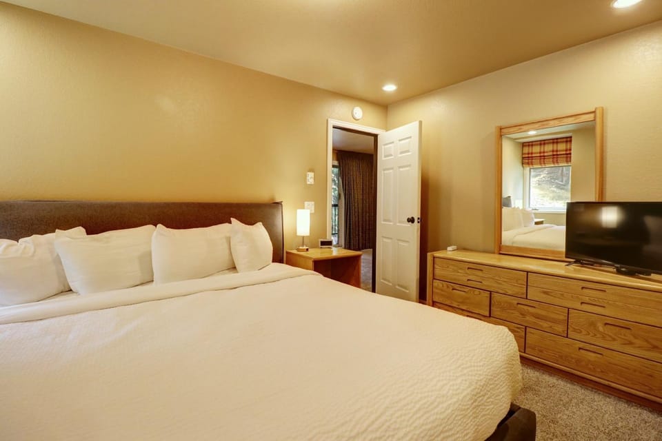 CM236 Copper Mtn Inn Apartment in Summit County