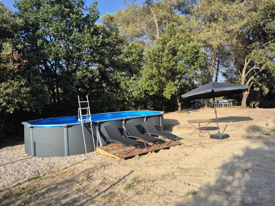 Garden, Swimming pool
