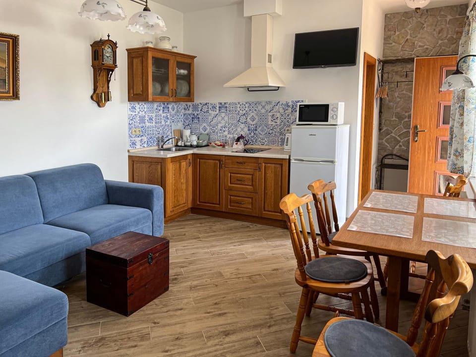Living room, kitchen
