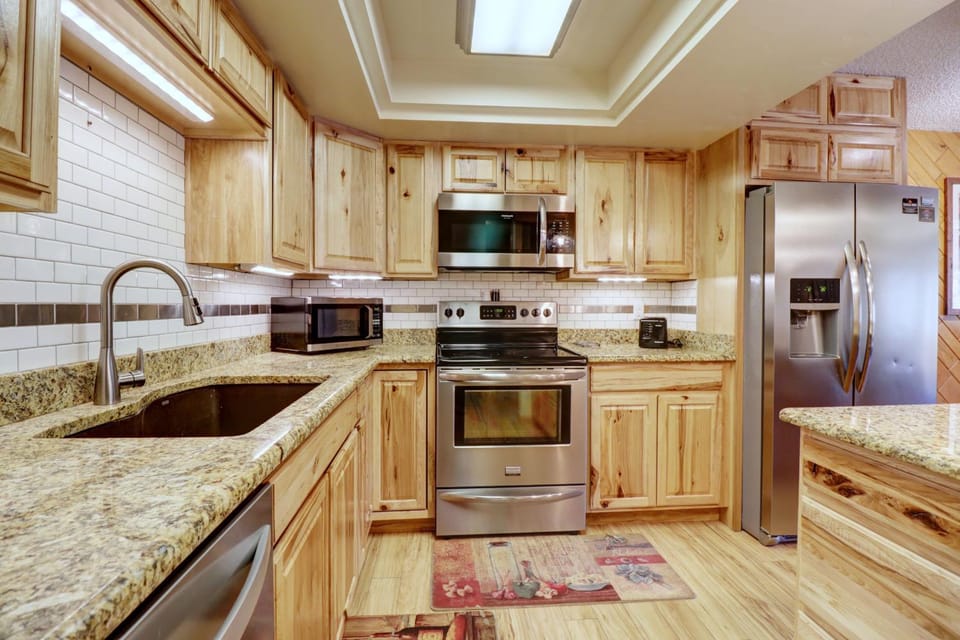 BE108 Bridge End Apartment in Summit County