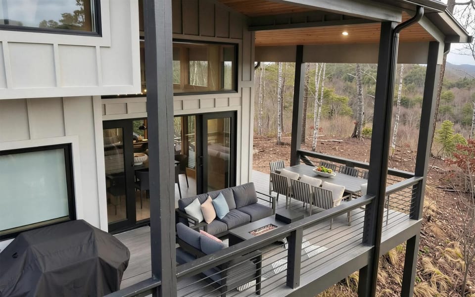 Rockledge - Dandelion - private, lakeside community docks, view of Fontana Lake House in Stecoah