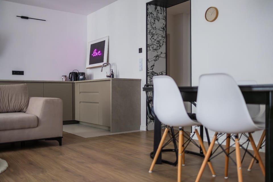 TV and multimedia, Kitchen or kitchenette, Living room, Seating area, Dining area, minibar