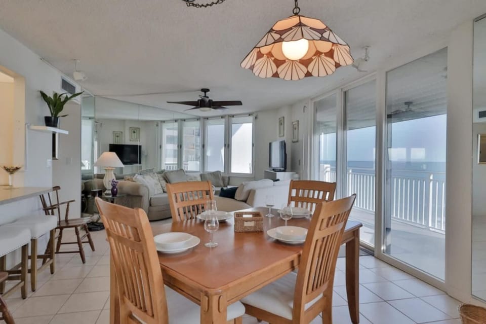 Two Bedroom Condo with Oceanfront Balcony and Coastal Views Apartment in Daytona Beach Shores