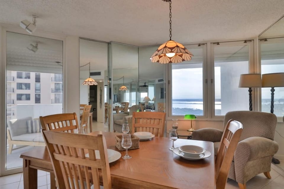 Two Bedroom Condo with Oceanfront Balcony and Coastal Views Apartment in Daytona Beach Shores