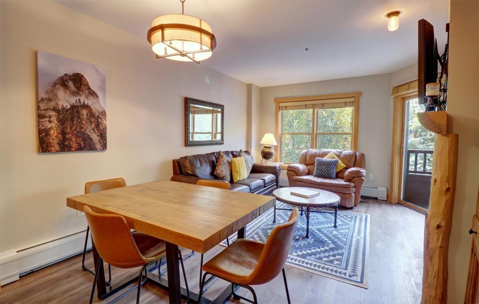CS221 Copper Springs Apartment in Summit County