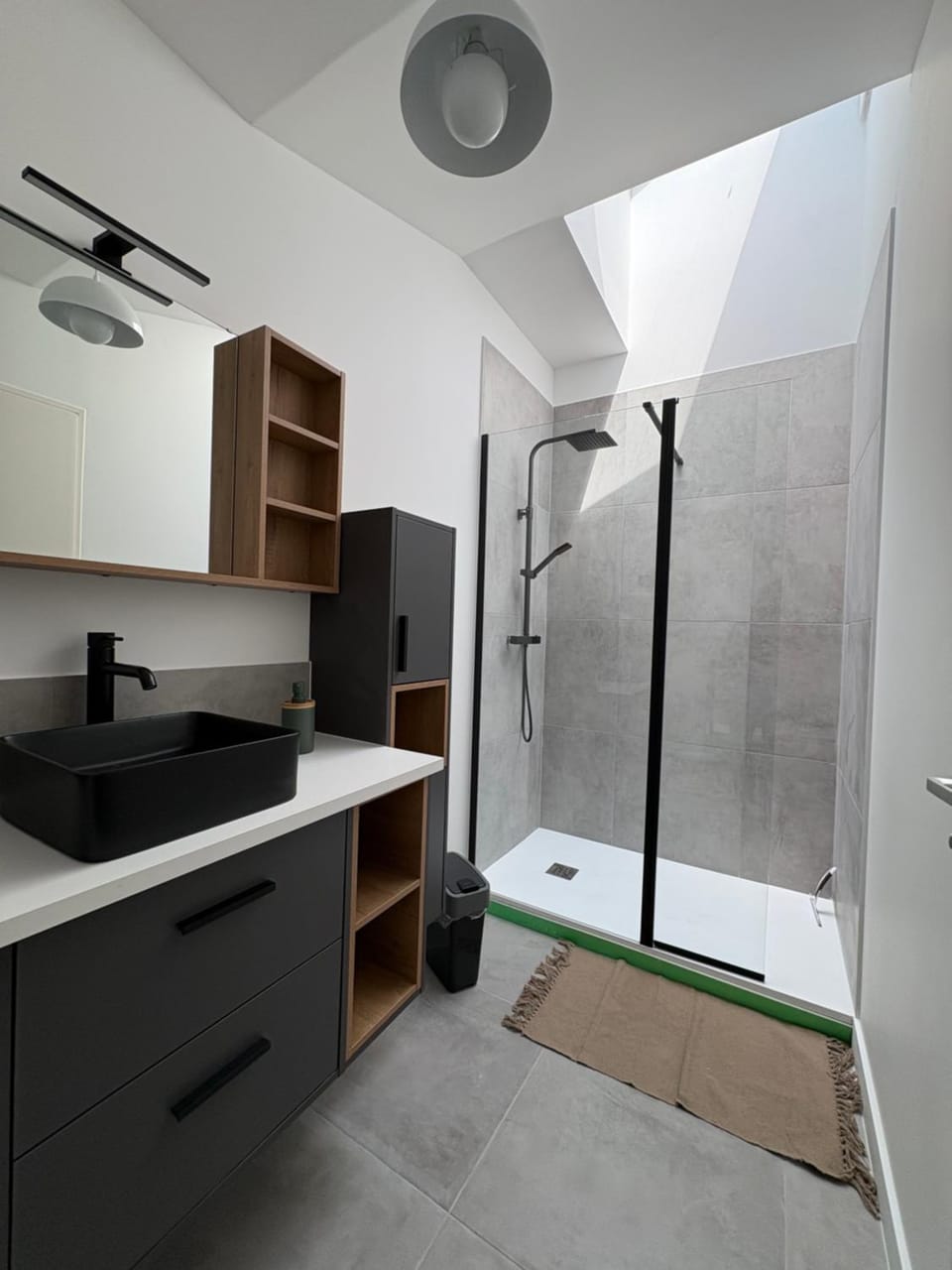 Shower, Bathroom