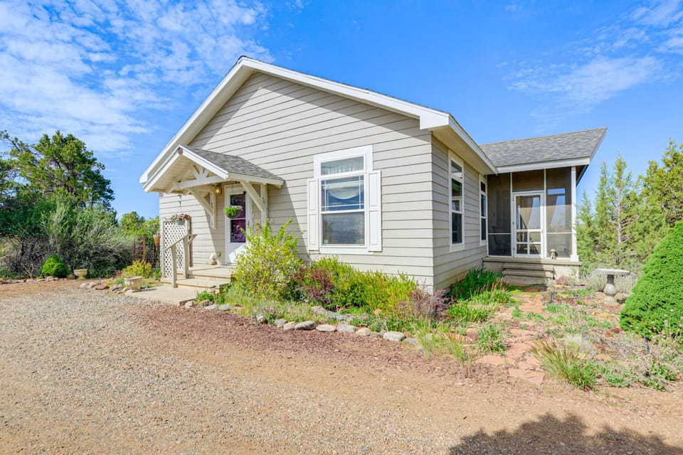 Quiet Porch & Deck! Dog-Friendly Home Near Durango House in La Plata County