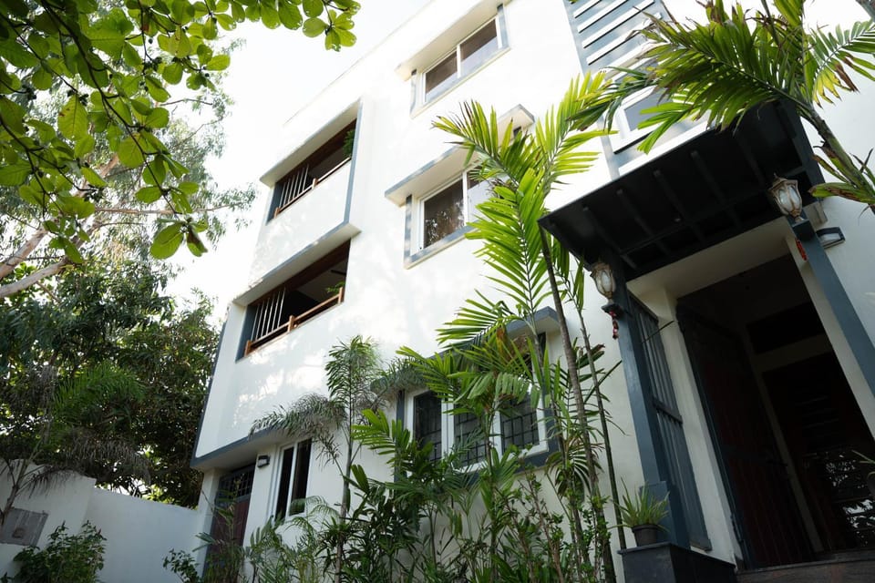 Property building, Day