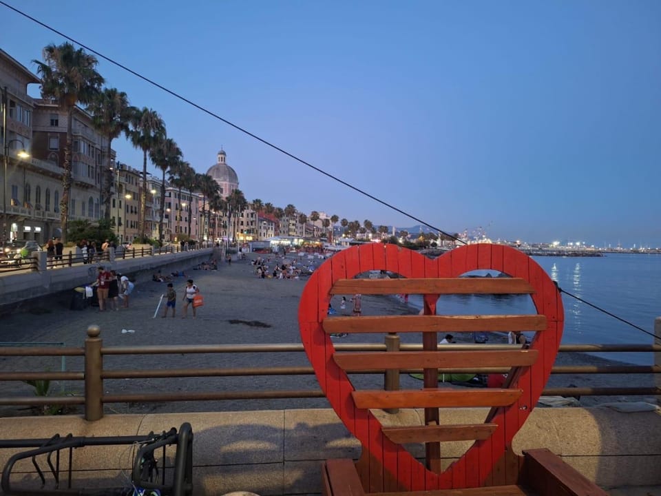 Appartamento La Dolcevita Genova sestri Ponente Aereoporto Airport Apartment in Genoa